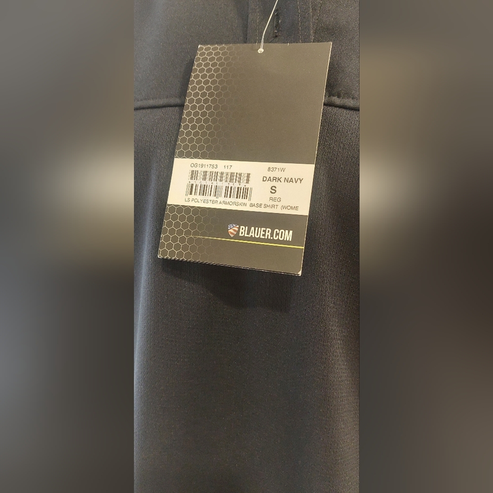 Blauer Women's Long Sleeve Black Tee - Picture 5 of 9